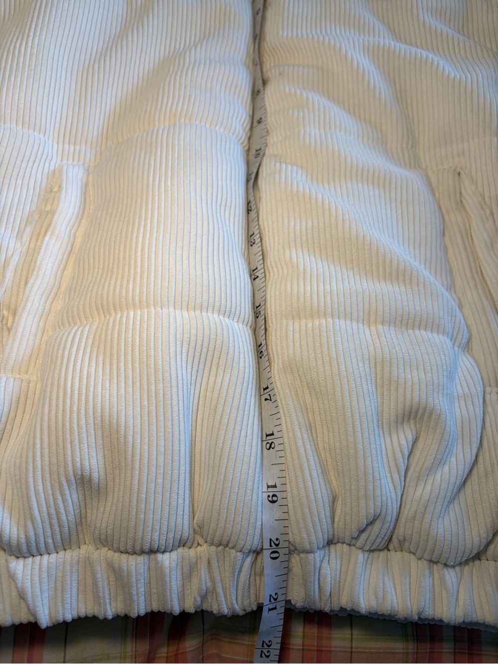 White Puffer Jacket - Picture 4 of 7